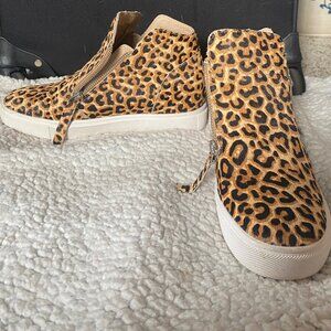 Steve Madden Animal Print Platform Zip Up Shoes